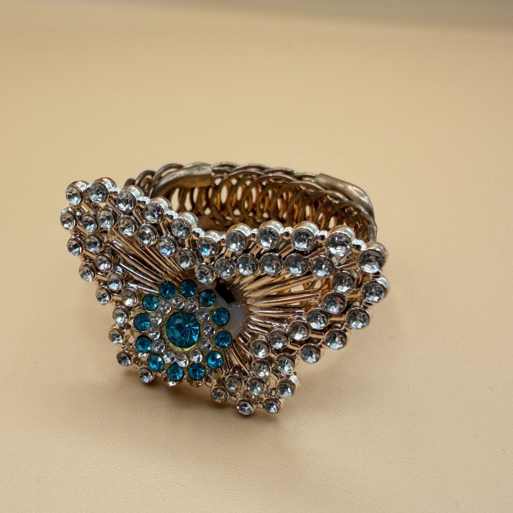 Butterfly Rhinestone Stretch Bracelet Gold Tone Aqua Crystal Vintage Statement
